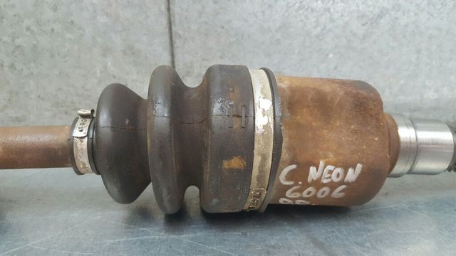 CHRYSLER 04668952AF Правая полуось в наличии Тернополь