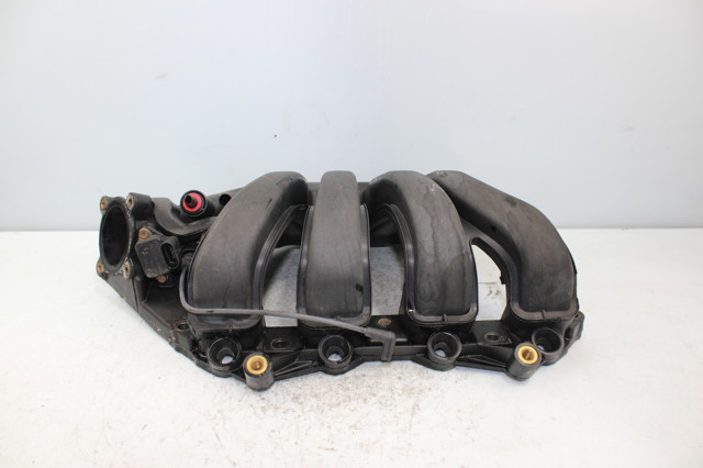 BMW 04777846AE Впускной коллектор в наличии Кривой Рог