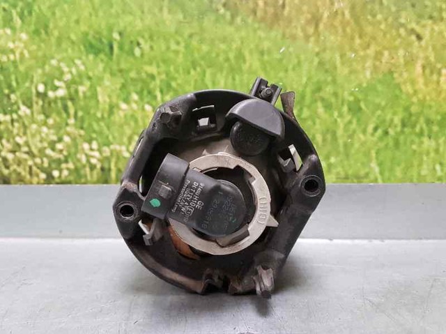 CHRYSLER 04805857AB Противотуманки в наличии Черновцы