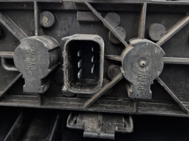 04857306AB CHRYSLER Задний фонарь купить в Киев