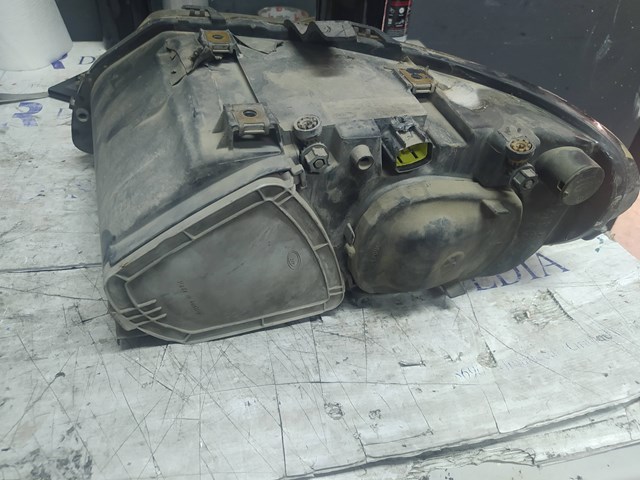 04857830AC CHRYSLER Правая фара купить в Тернополь