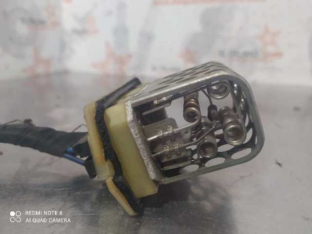 CHRYSLER 04885583AA Резистор печки в наличии Львов