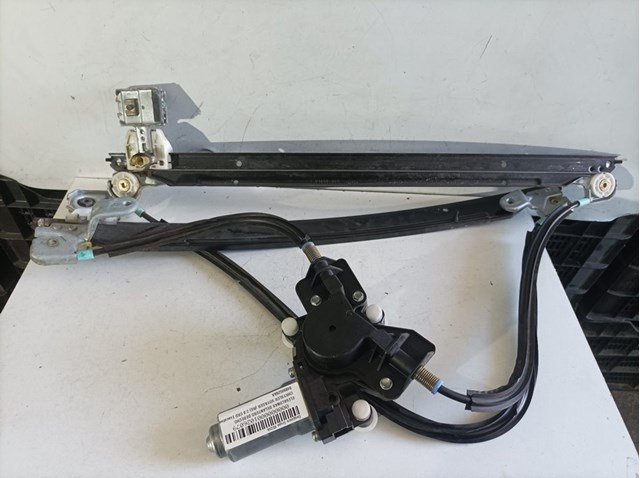 Mecanismo de acionamento de vidro da porta dianteira direita 04894526AA CHRYSLER