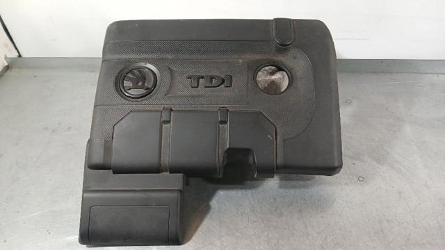 VAG 04B103925C Крышка мотора декоративная в наличии Житомир
