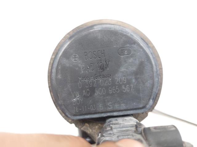 VAG 04B121011G Помпа в наличии Полтава