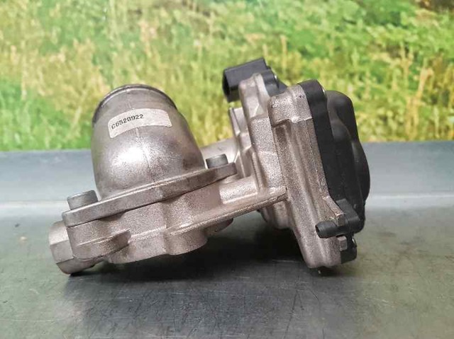 VAG 04B131501D Клапан ЕГР в наличии Тернополь