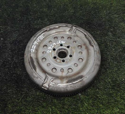 VAG 04C105266E Маховик в наличии Чернигов