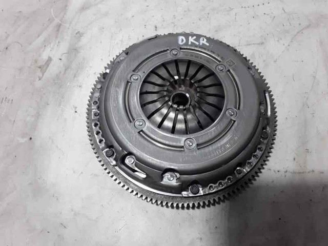 Cesta de embraiagem 04C141025P VAG