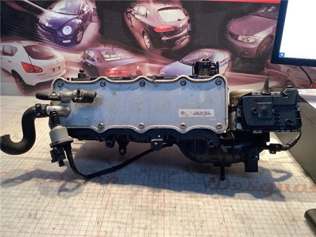 Radiador de intercooler 04E145749B VAG