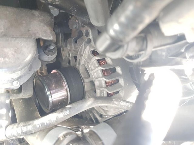 VAG 04E903015Q Генератор в наличии Чернигов
