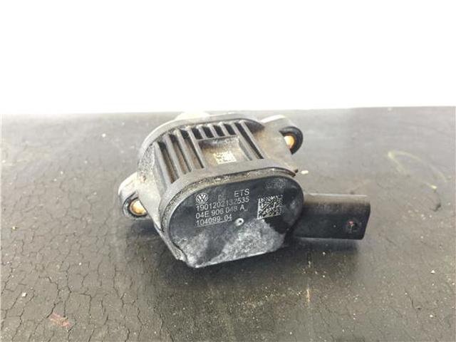 Válvula eletromagnética de posição (de fases) da árvore distribuidora Volkswagen Polo 6 AW1, BZ1, AE1