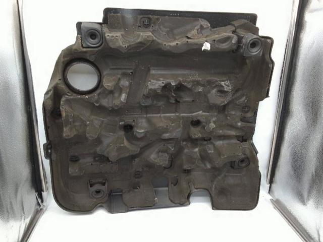 VAG 04L103925 Крышка двигателя в наличии Чернигов