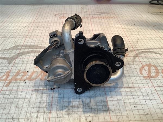 Válvula EGR de recirculação dos gases 04L131501E VAG