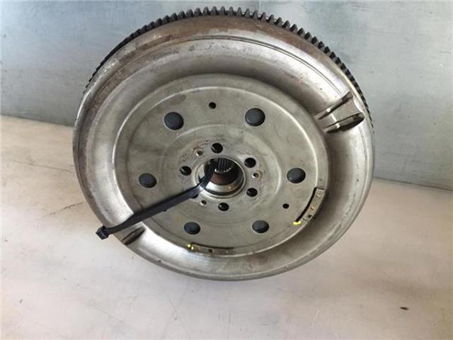 VAG 04L141015E Комплект сцепления в наличии Винница