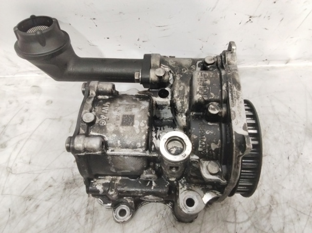 Bomba de óleo Volkswagen Golf BA5, BV5
