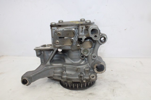 Bomba de óleo Volkswagen Golf BA5, BV5