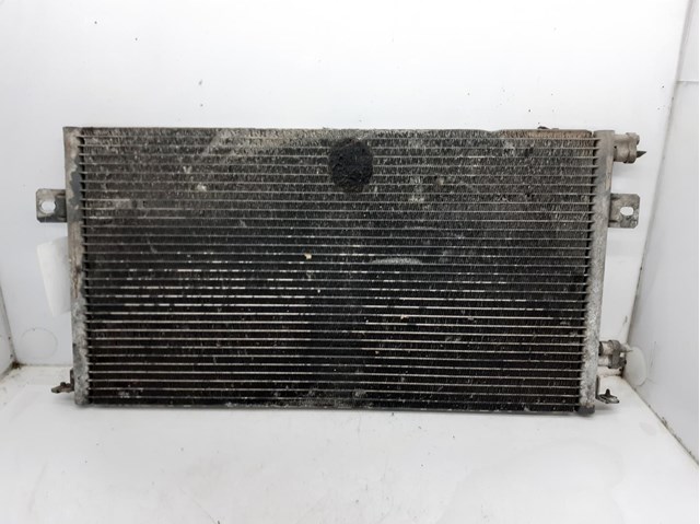 Condensador / radiador de ar condicionado para Chrysler Voyager / Grand Voyager III 2.5 td vm54b 05016793AC