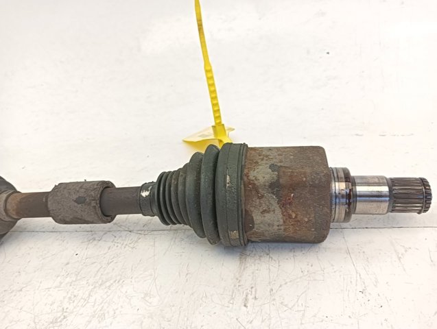 05273531AE CHRYSLER Левая полуось купить в Хмельницкий