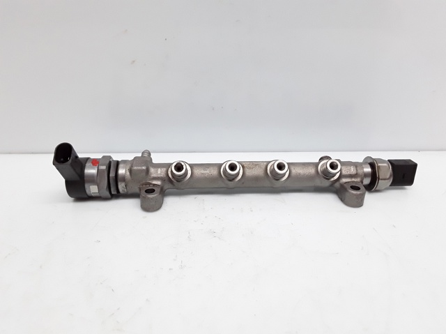 Regulador de pressão de combustível na régua de injectores 057130764AB VAG