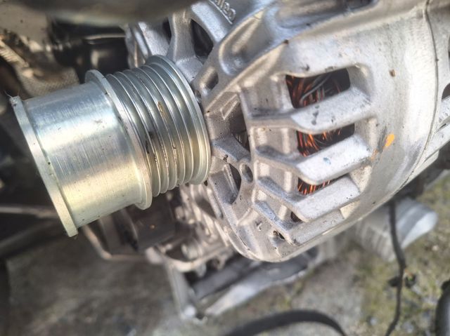 05E903026Q VAG Генератор купить в Ирпень