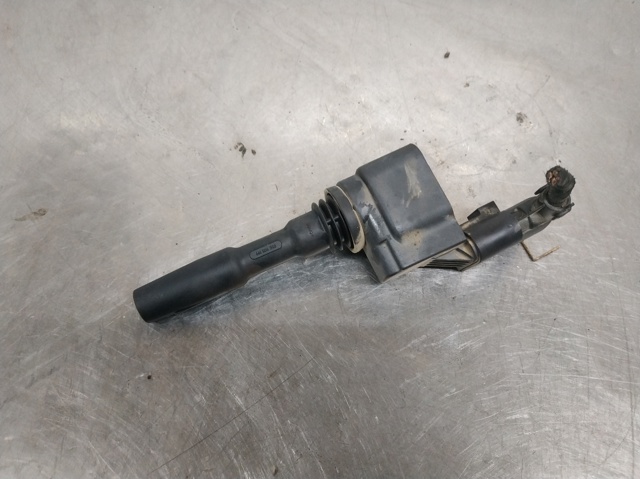 Bobina de ignição 05E905110 VAG