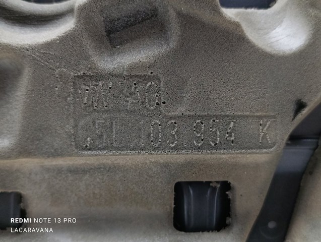 VAG 05L103925E Крышка двигателя в наличии Днепр