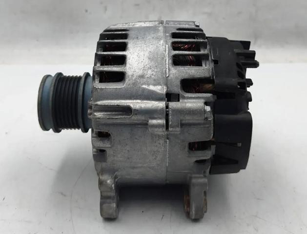 VAG 05L903028F Генератор в наличии Киев