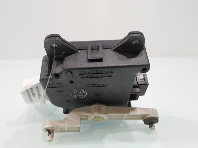 TOYOTA 0638000240 в наличии Черновцы