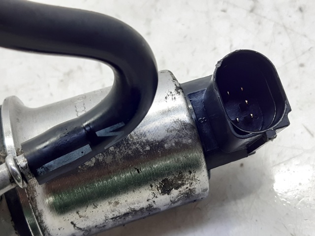 06A131501F VAG Клапан EGR рециркуляции газов купить в Ровно