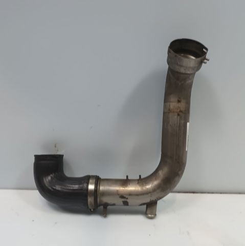 VAG 06A145832C Патрубок воздушный, выход из турбины/компрессора (наддув) в наличии Киев