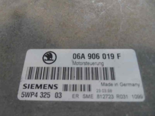 VAG 06A906019F Блок управления двигателем в наличии Житомир