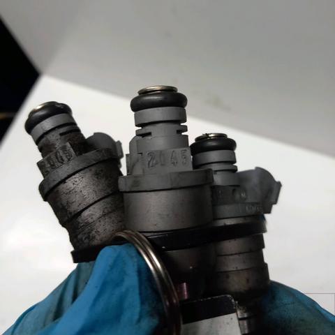 VAG 06A906031CT Форсунка впрыска топлива в наличии Житомир