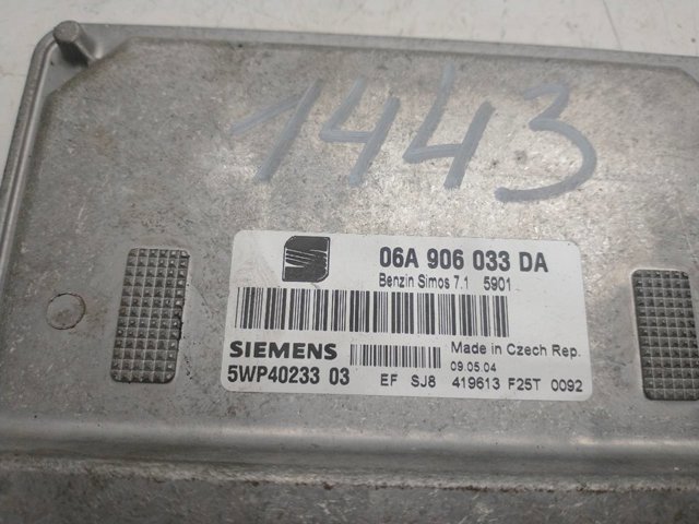 VAG 06A906033DA Блок управления двигателем в наличии Житомир