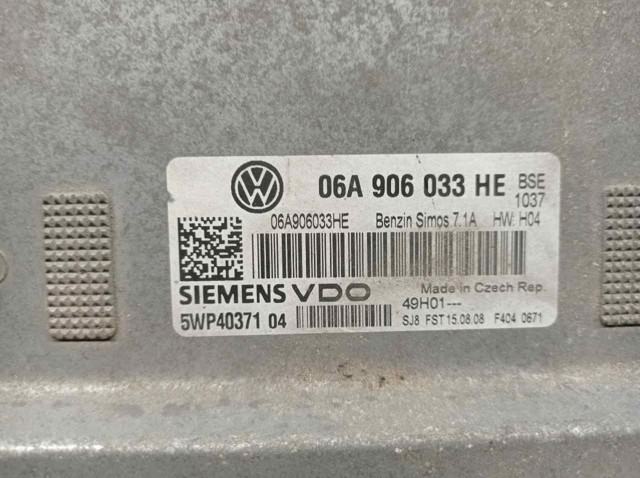 VAG 06A906033HE Модуль управления (ЭБУ) двигателем в наличии Черновцы