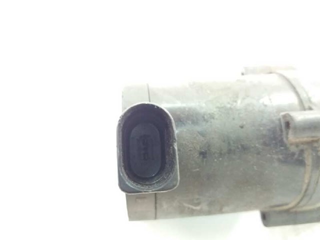 06C121601 VAG Дополнительная помпа купить в Чернигов