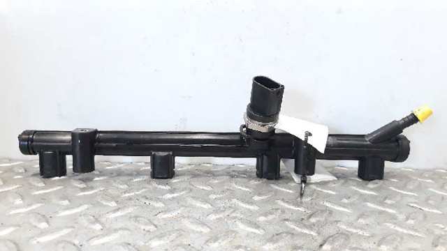 06K133681C VAG Распределитель топлива (рампа) купить в Киев