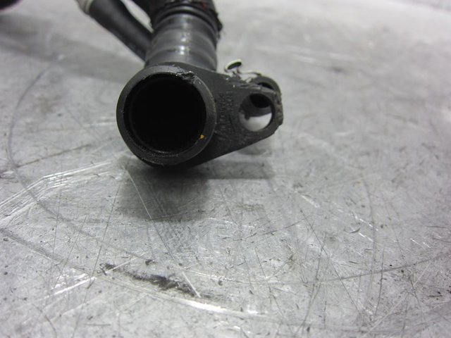 Cano derivado de ventilação de cárter (de separador de óleo) Audi Q5 FYB, FYG