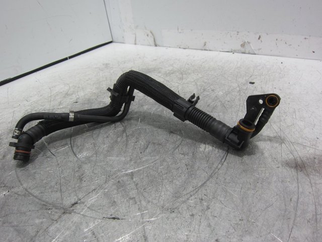 Cano derivado de ventilação de cárter (de separador de óleo) Audi Q5 FYB, FYG