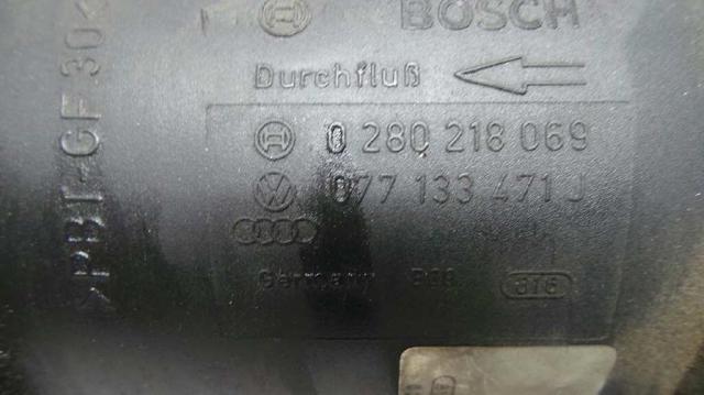VAG 077133471J Датчик потока (расхода) воздуха, расходомер M.A.F. - (Mass Airflow) в наличии Черновцы