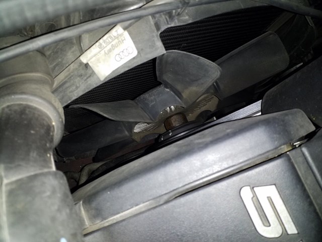 Motor de ventilador viscoso para Audi A6 2.4 APS 078121301E
