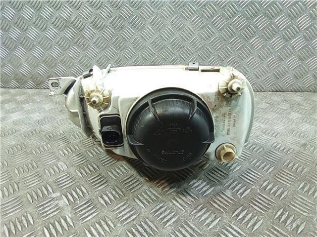 084411111R VAG Фара правая купить в Ровно
