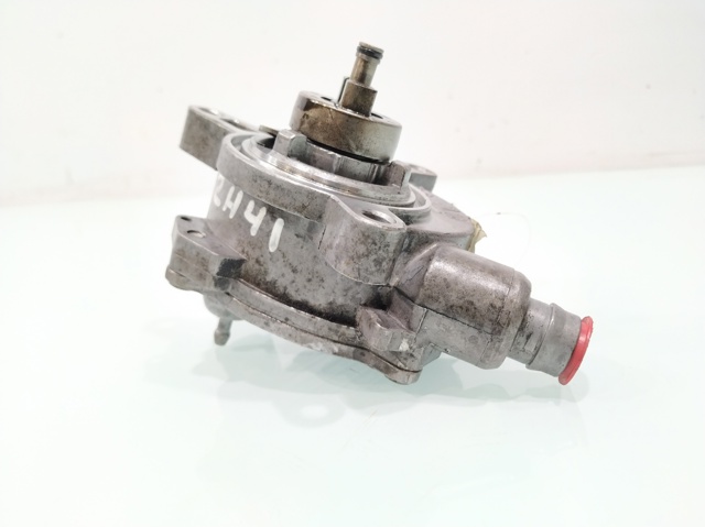 VOLVO 08699237 Насос вакуумный в наличии Полтава