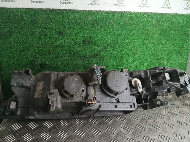 RENAULT 087988 Правая фара в наличии Львов