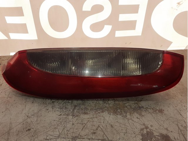 Luz traseira esquerda para Opel Corsa C 1.3 CDTI (F08, F68) Z13DT 09114336