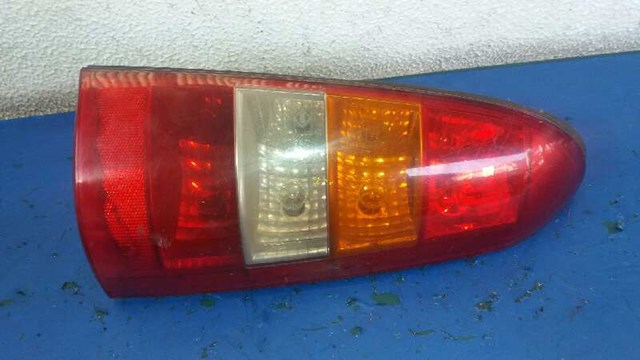 Luz traseira direita para Opel Astra G Estate Wagon 1.6 16V (F35) Z16XE 09117265