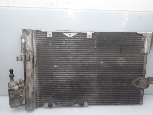 Condensador de ar condicionado / radiador para Opel Zafira Limousine 1.6 16V (F75)x16xel 09130610