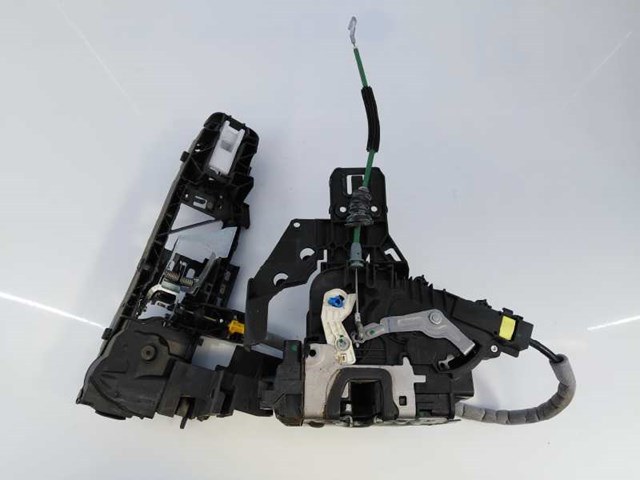 MERCEDES 0997206301 Замок водительской двери в наличии Киев