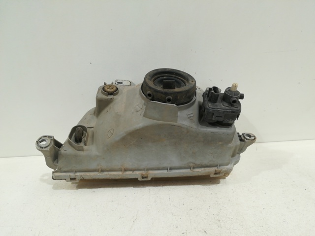 HYUNDAI 0K01L51030E Правая фара в наличии Хмельницкий