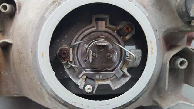 0K21G51030 Правая фара купить Павлоград