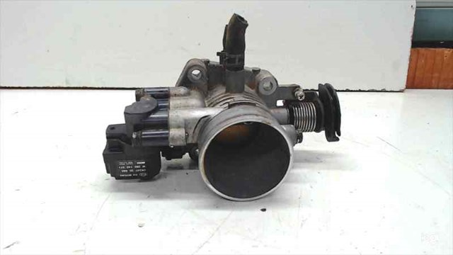 HYUNDAI 0K2A113640 Дроссельная заслонка в сборе в наличии Черновцы